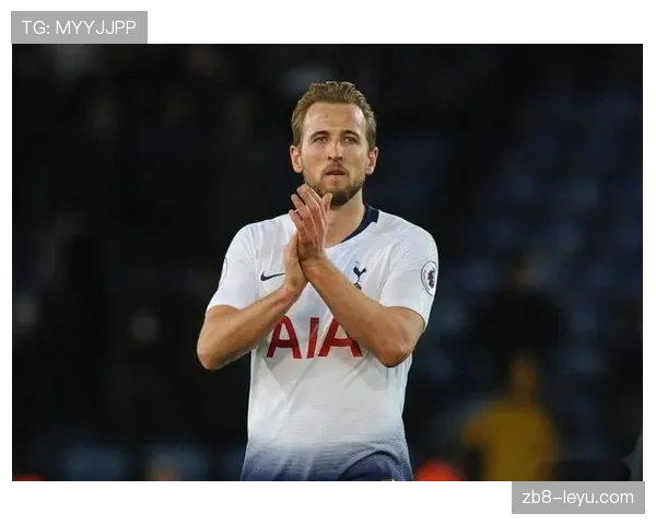 哈里·凯恩再展锋芒，英超金靴再添荣耀