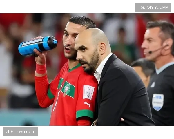 恩里克战术革新:重塑现代足球进攻哲学的实战路径与深层思考 恩里克战术革新:重塑现代足球进攻哲学的实战路径与深层思考