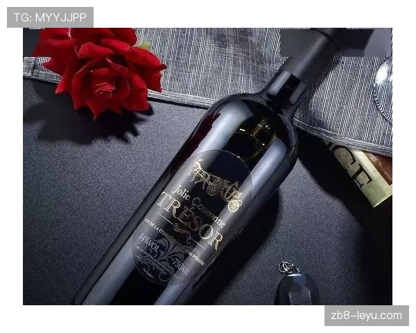 南非女足新星巴妮闪耀国际赛场,剑指荣誉引全球期待 南非女足新星巴妮闪耀国际赛场,剑指荣誉引全球期待