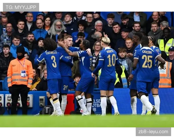 切尔西深陷伤病潮，主帅临危调兵布阵，球队状态回暖成关键看点