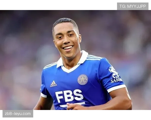 史蒂夫·布鲁斯重返英超，率队状态回暖剑指突破