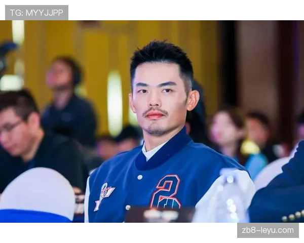 林丹这年头买个衣服比我一年工资都贵啊，果然冠军生活不简单